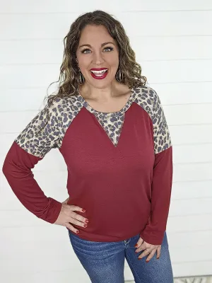 BURGUNDY KNIT/ANIMAL PRINT TOP