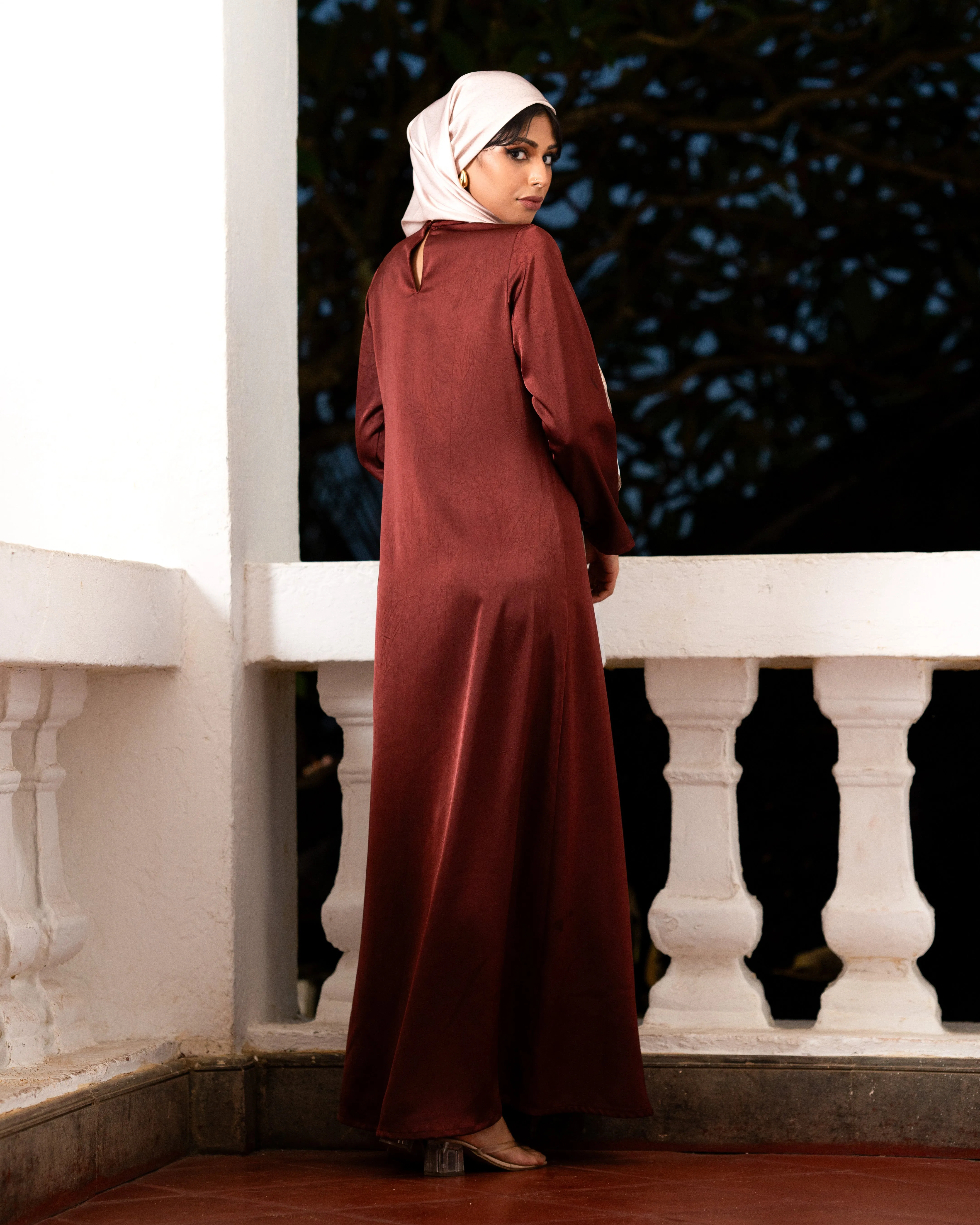 Crushed Satin Color-Block Long Sleeve Maxi Dress 59761