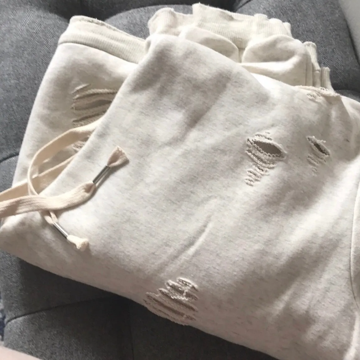 Distressed Hoody Oatmeal
