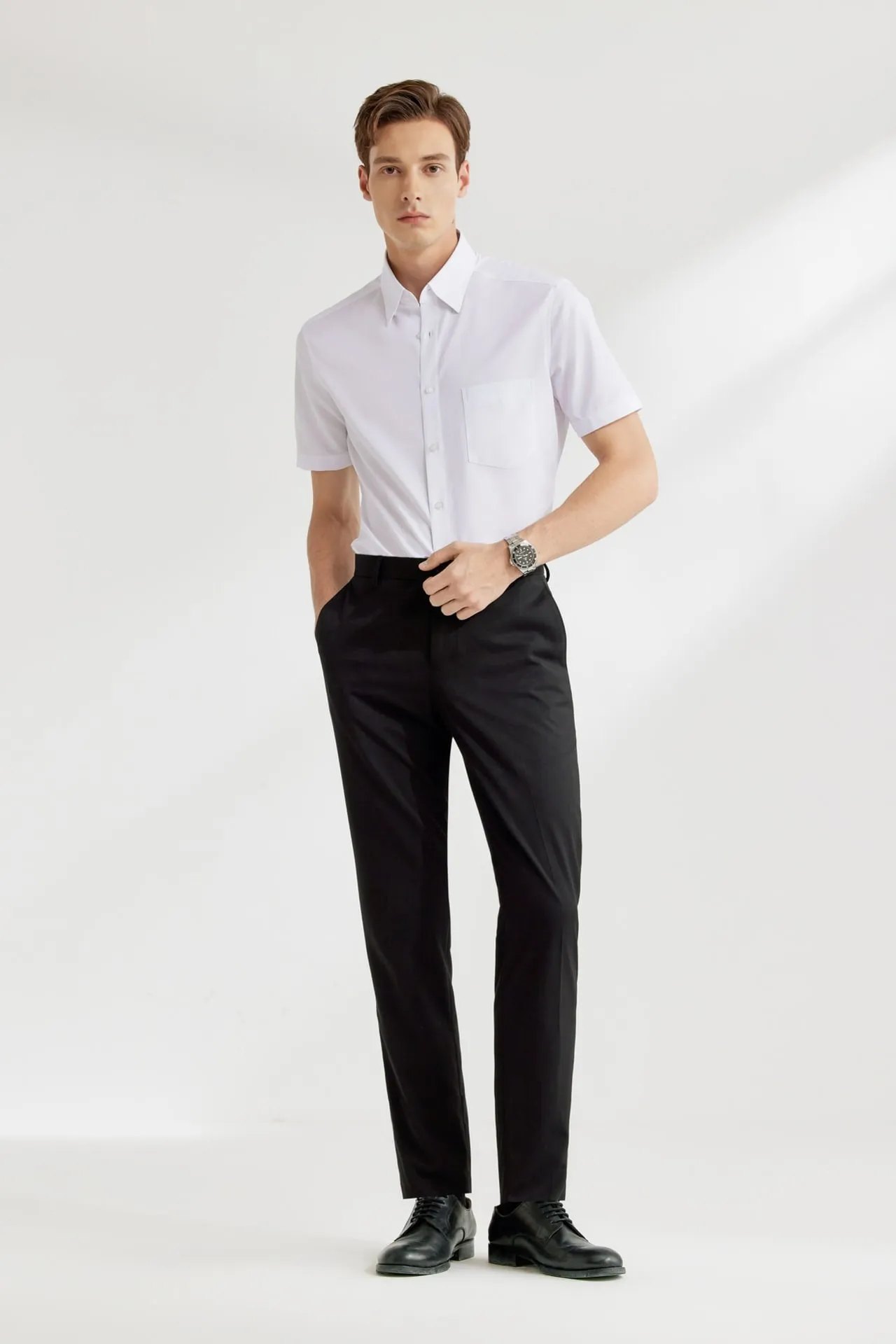 Dry Wicking & Stretch Poplin Shirt in Smart Fit Short Sleeve with Chest Pocket