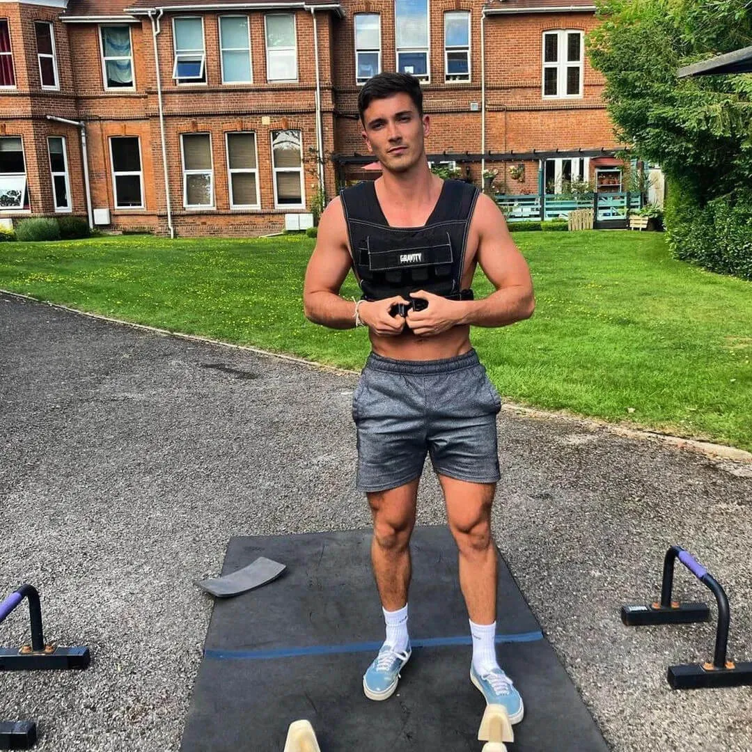 Gravity Fitness 20kg Vest