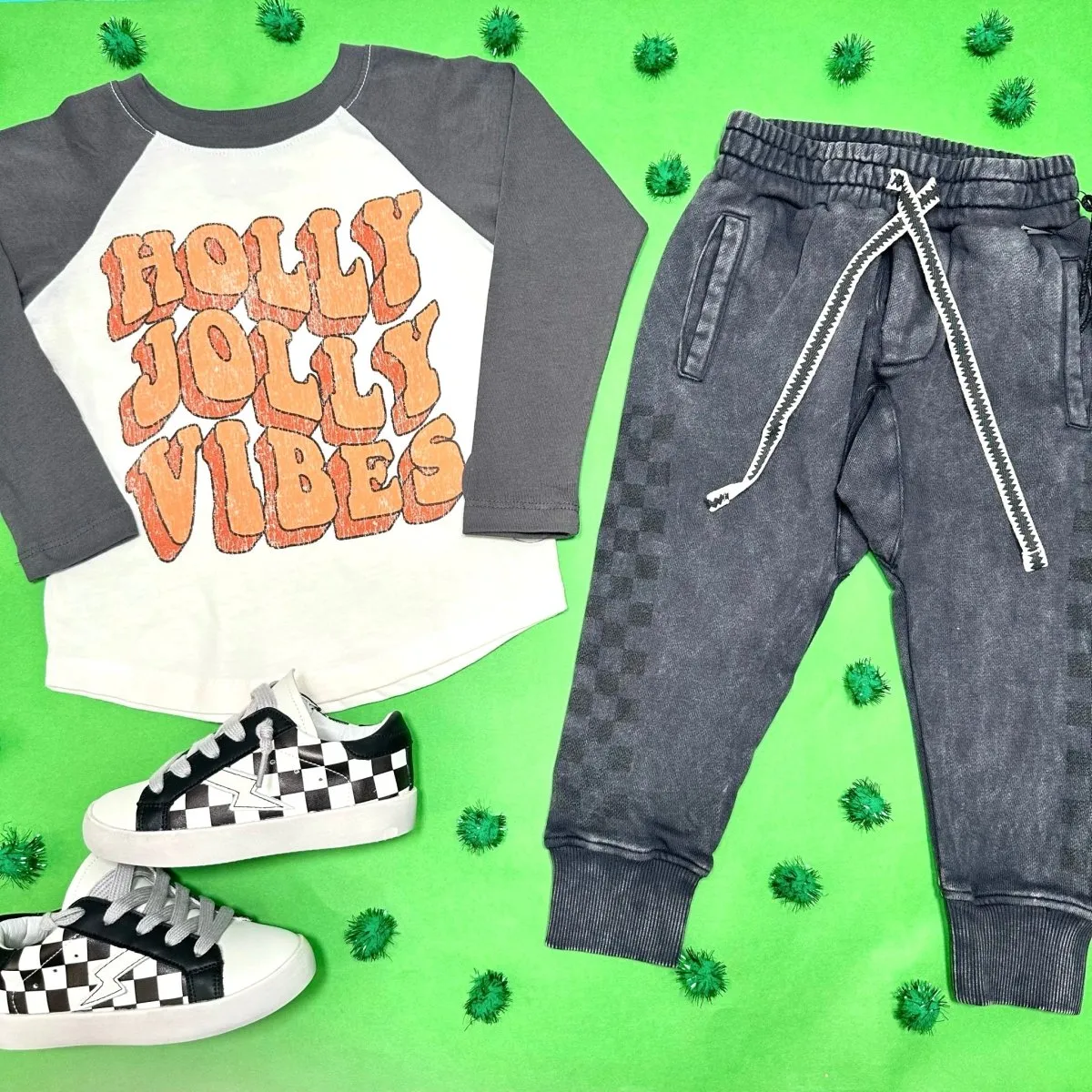 HOLLY JOLLY VIBES LONG SLEEVE TSHIRT