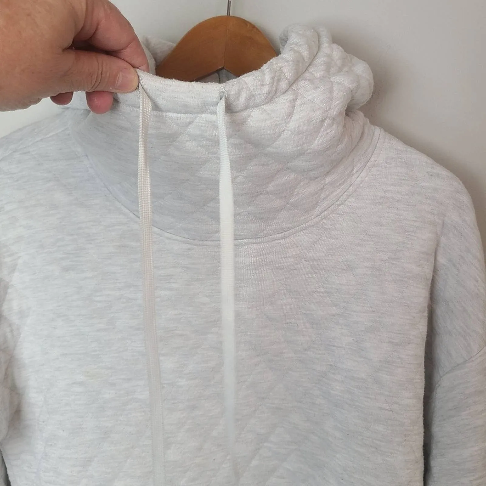 Jones New York Quilted Hooded Sweatshirt