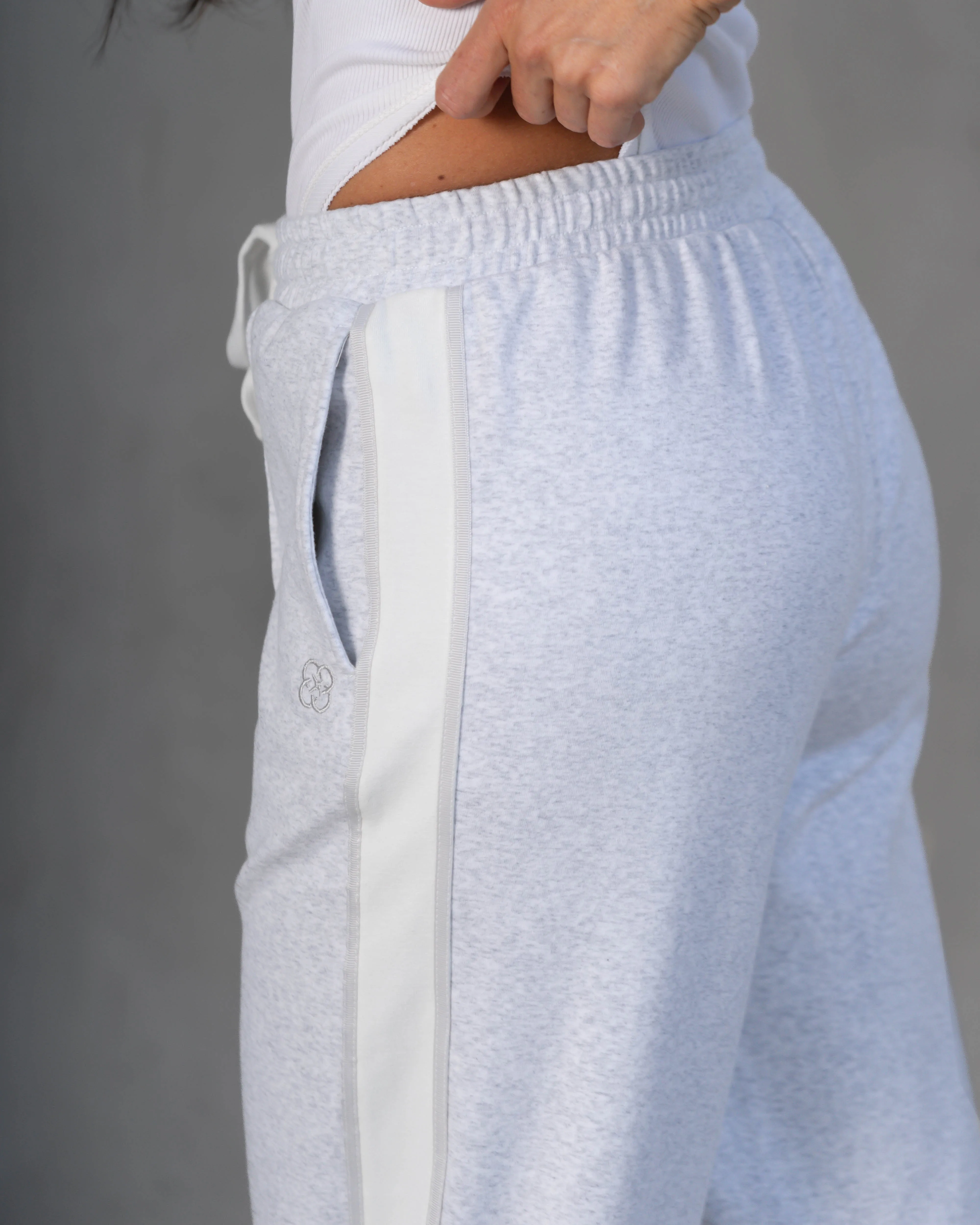 Jordan Interlock Pants Ice Grey