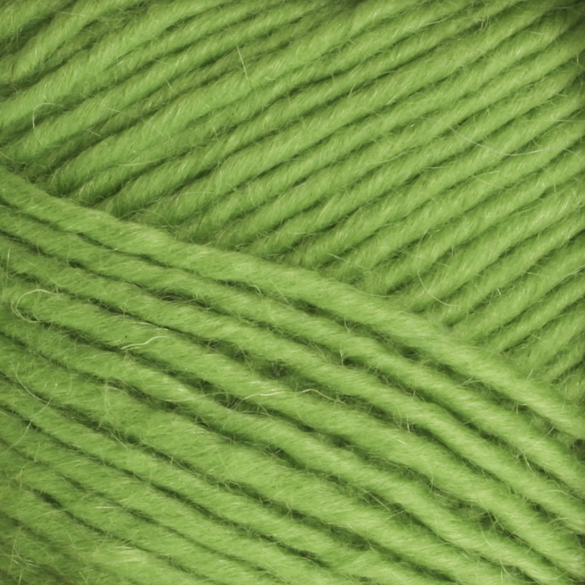 Lamb's Pride Worsted Yarn