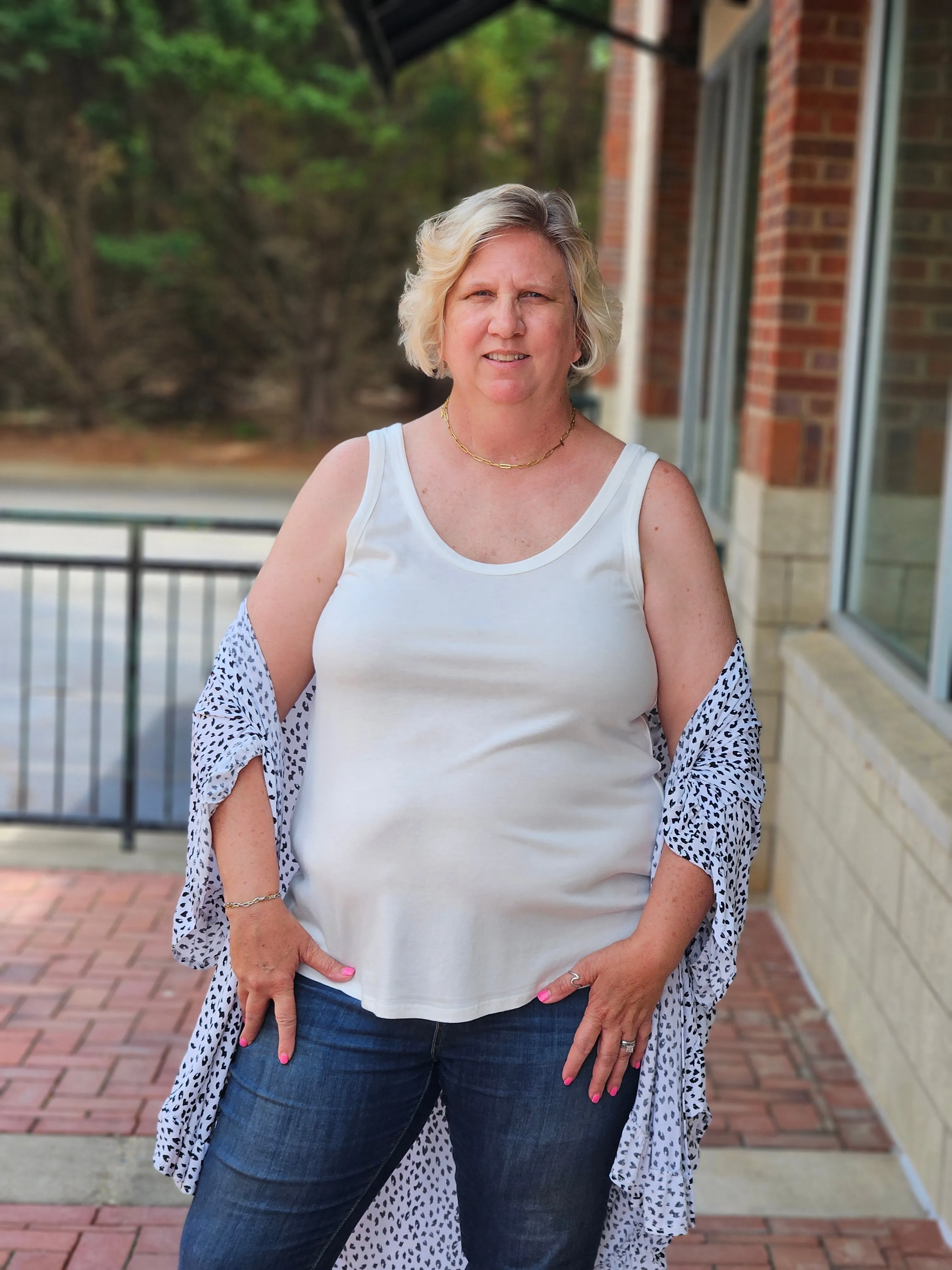 Scoop Neck Tank Top in White