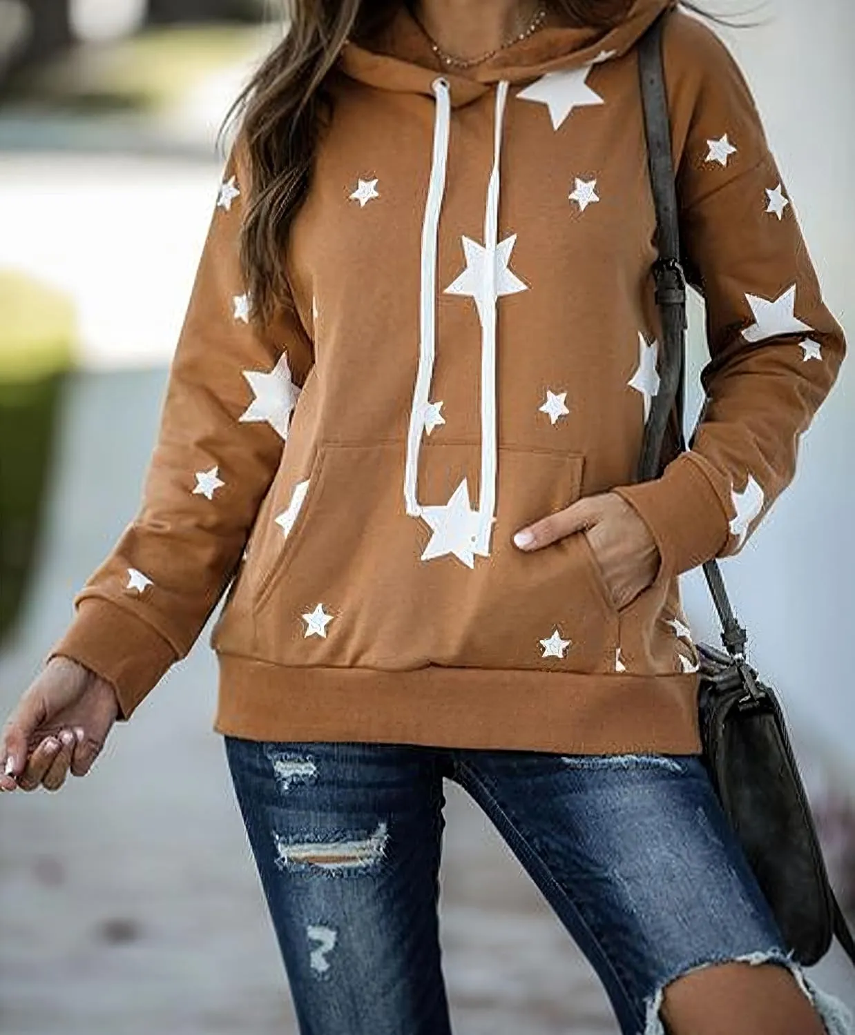 TIAFORD Women's Long Sleeve Star Graphic Hoodies Fall Casual Oversized Hoodie Cute Pullover Tops with Pocket