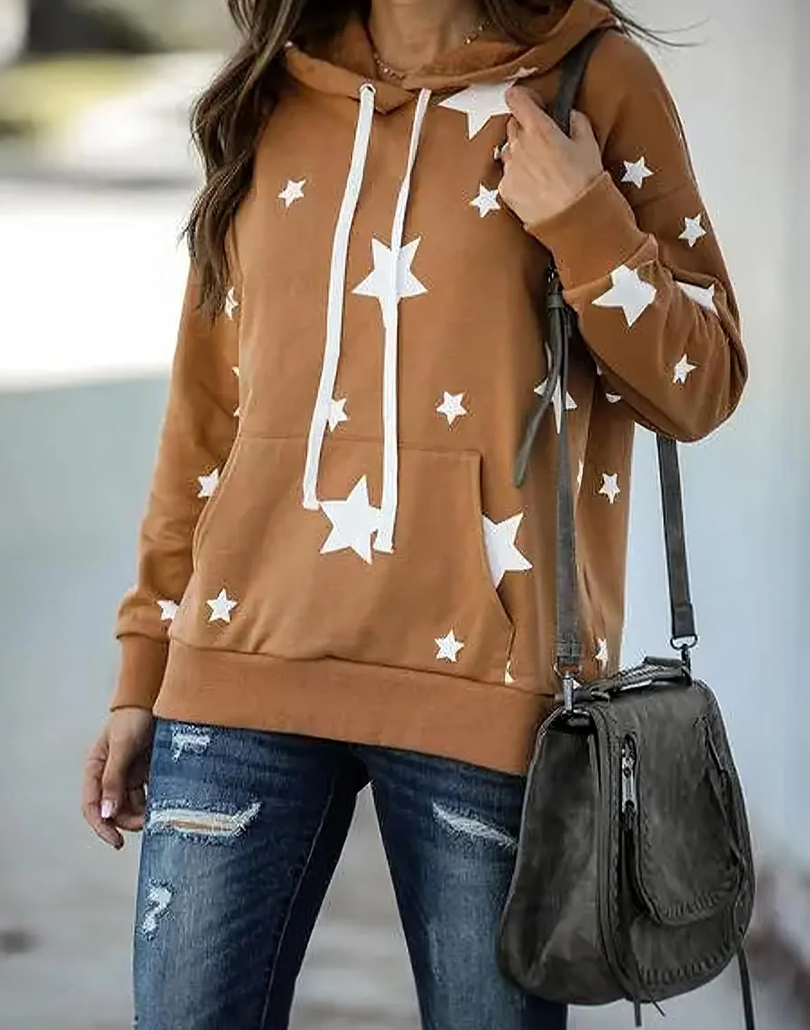 TIAFORD Women's Long Sleeve Star Graphic Hoodies Fall Casual Oversized Hoodie Cute Pullover Tops with Pocket