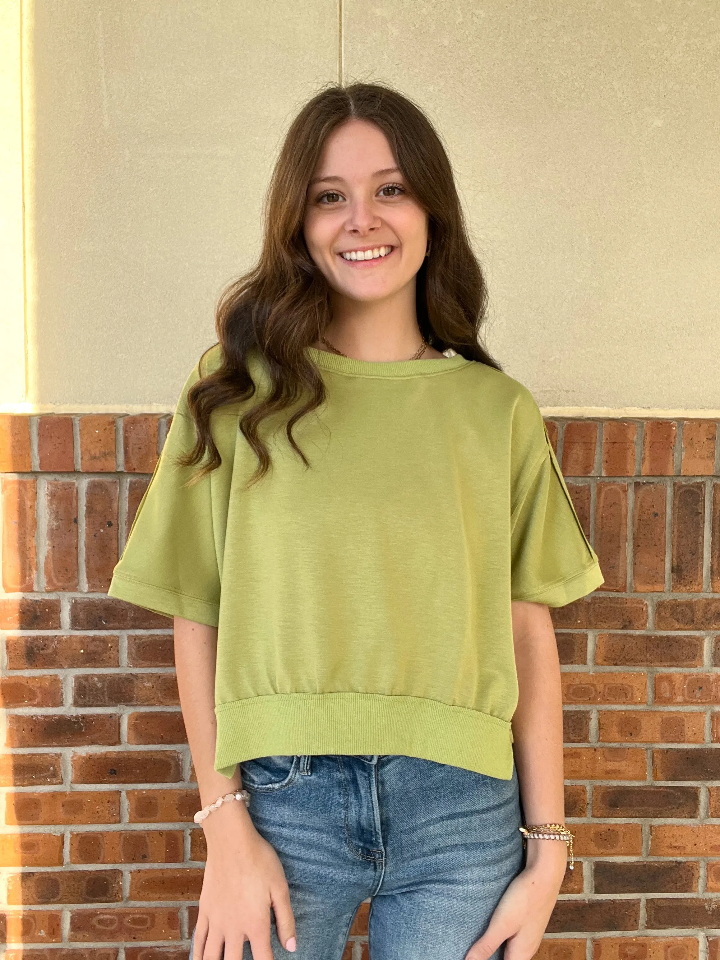 Umgee Lightweight Luxeknit Cropped Sweatshirt
